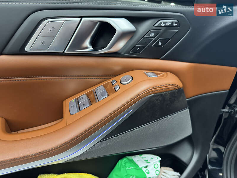 Внедорожник / Кроссовер BMW X7 2022 в Запорожье