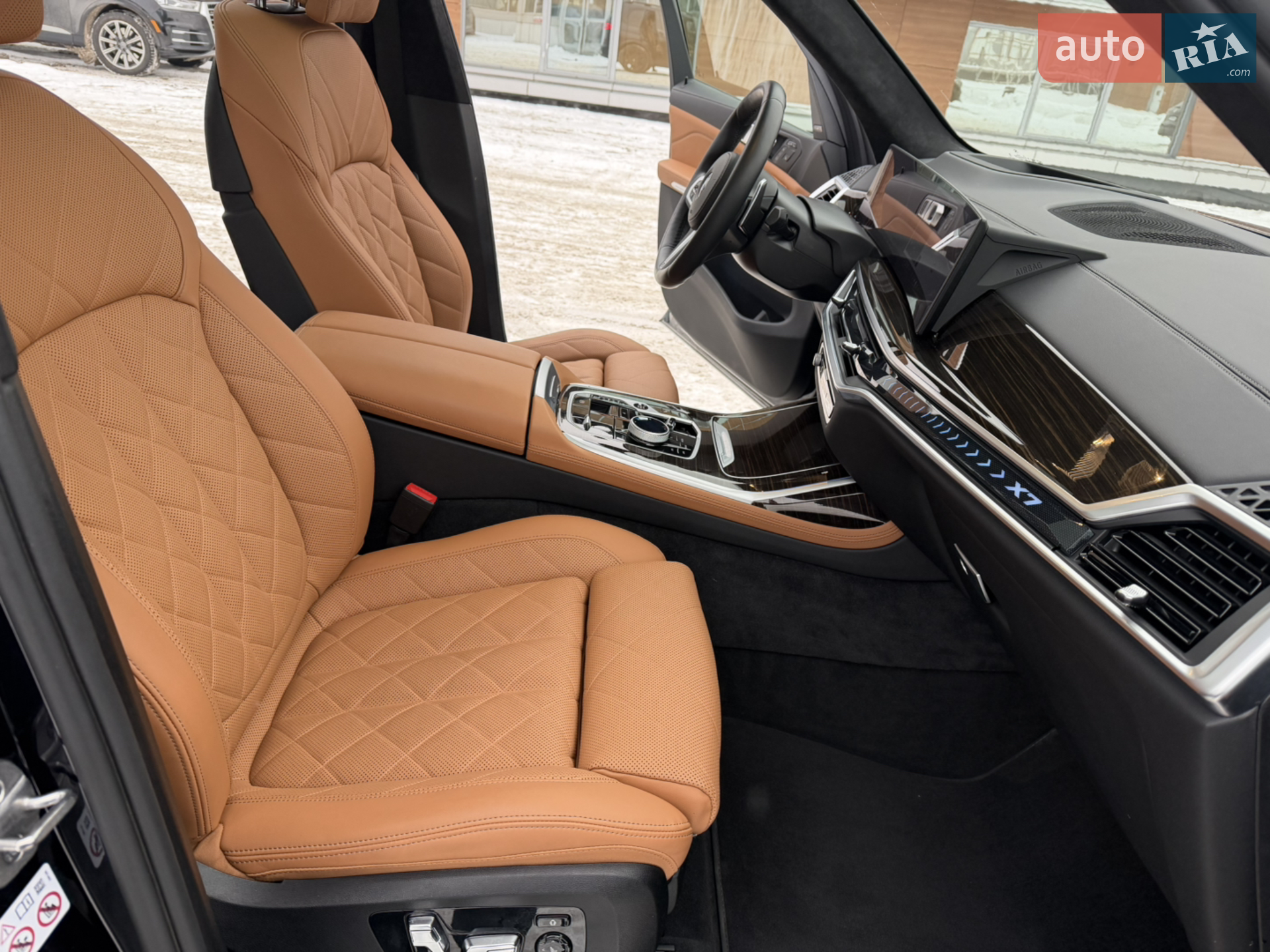 2023 BMW X7 - мініатюра 41
