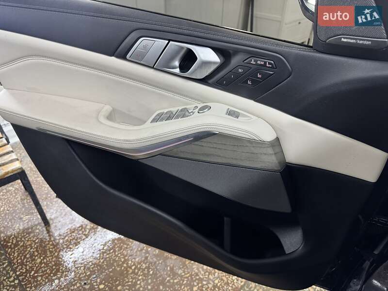 Внедорожник / Кроссовер BMW X7 2019 в Тернополе