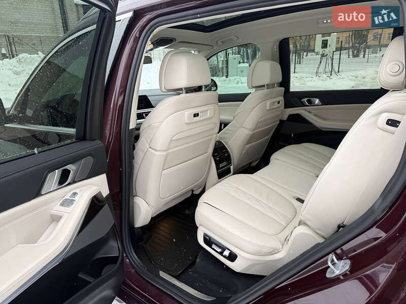 Внедорожник / Кроссовер BMW X7 2021 в Львове фото 40 Внедорожник / Кроссовер BMW X7 2021 в Львове