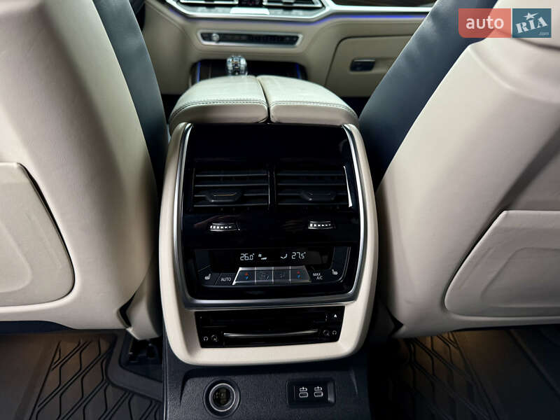 Внедорожник / Кроссовер BMW X7 2019 в Тернополе