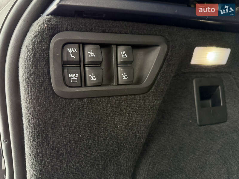 Внедорожник / Кроссовер BMW X7 2019 в Тернополе