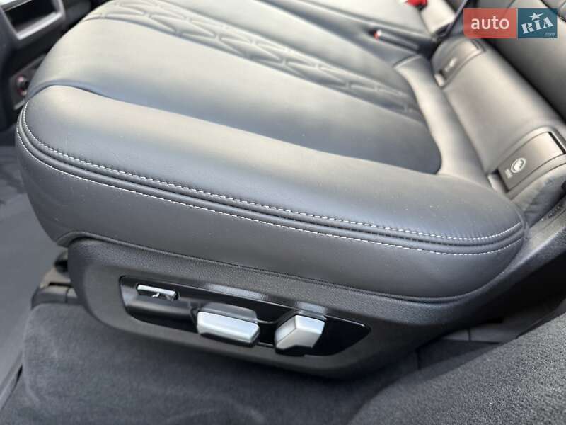 Внедорожник / Кроссовер BMW X7 2023 в Киеве