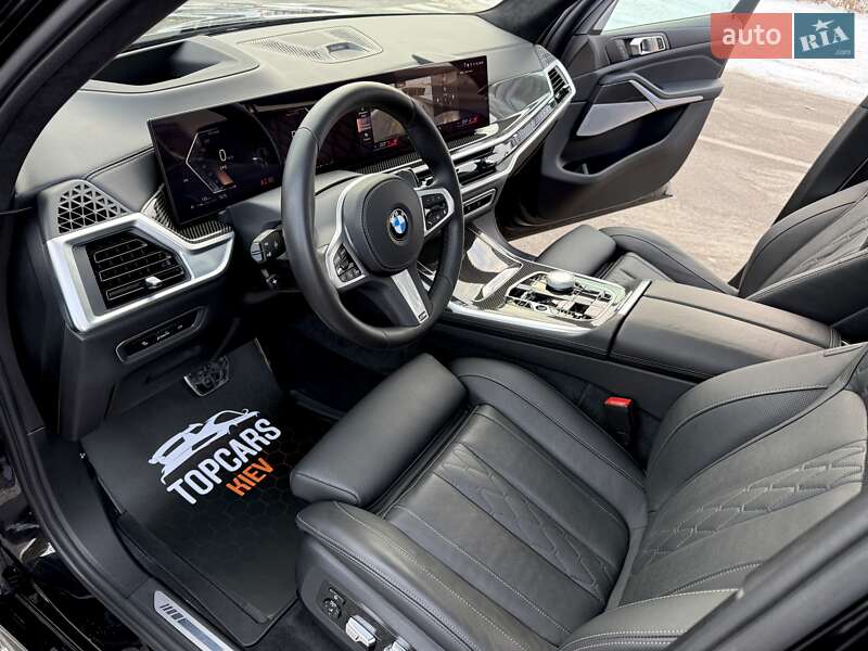 Внедорожник / Кроссовер BMW X7 2023 в Киеве