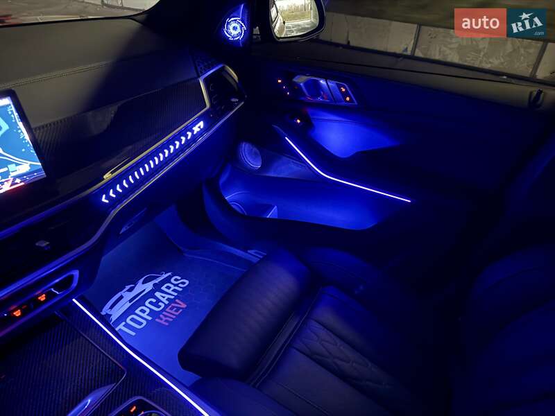 Внедорожник / Кроссовер BMW X7 2023 в Киеве