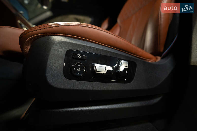 Позашляховик / Кросовер BMW X7 2025 в Луцьку