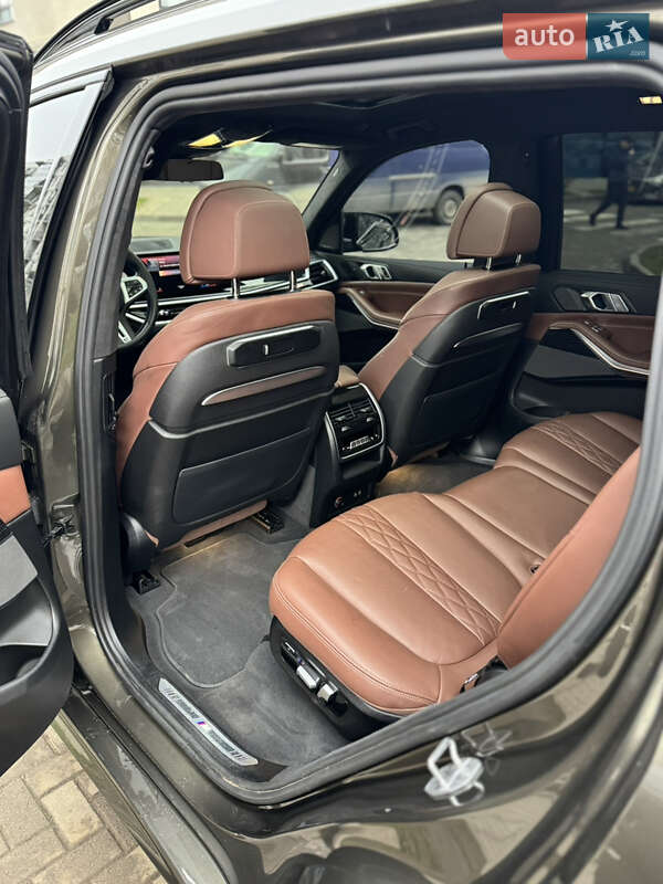 Внедорожник / Кроссовер BMW X7 2022 в Львове