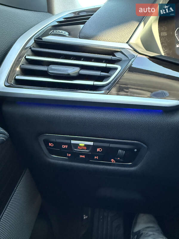 Позашляховик / Кросовер BMW X7 2020 в Києві