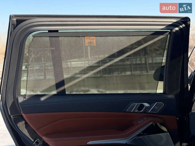 Внедорожник / Кроссовер BMW X7 2020 в Киеве