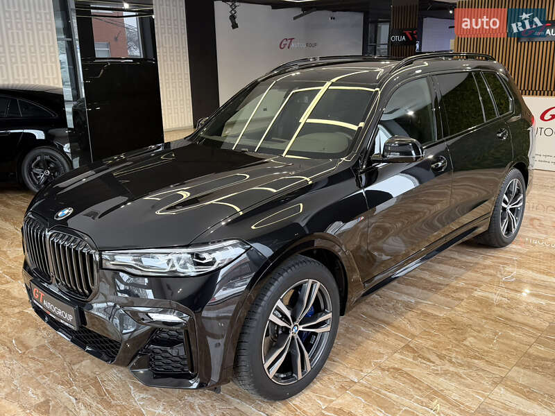 Внедорожник / Кроссовер BMW X7 2021 в Киеве