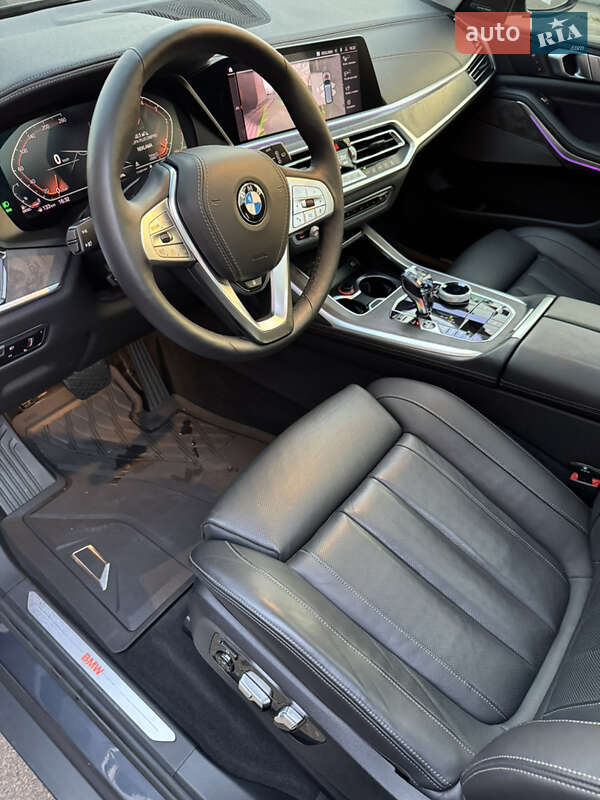 Позашляховик / Кросовер BMW X7 2019 в Дніпрі фото 60 Позашляховик / Кросовер BMW X7 2019 в Дніпрі