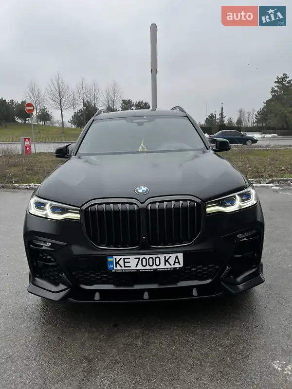 BMW X7