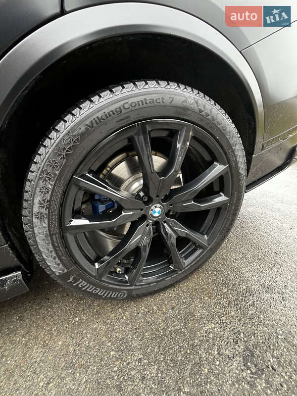 Позашляховик / Кросовер BMW X7 2022 в Дніпрі