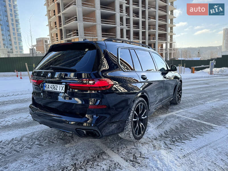 Внедорожник / Кроссовер BMW X7 2022 в Киеве