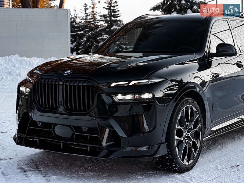 Внедорожник / Кроссовер BMW X7 2022 в Киеве