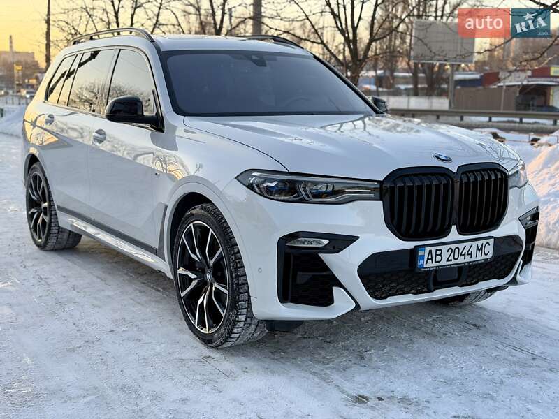 Позашляховик / Кросовер BMW X7 2022 в Києві фото 3 Позашляховик / Кросовер BMW X7 2022 в Києві