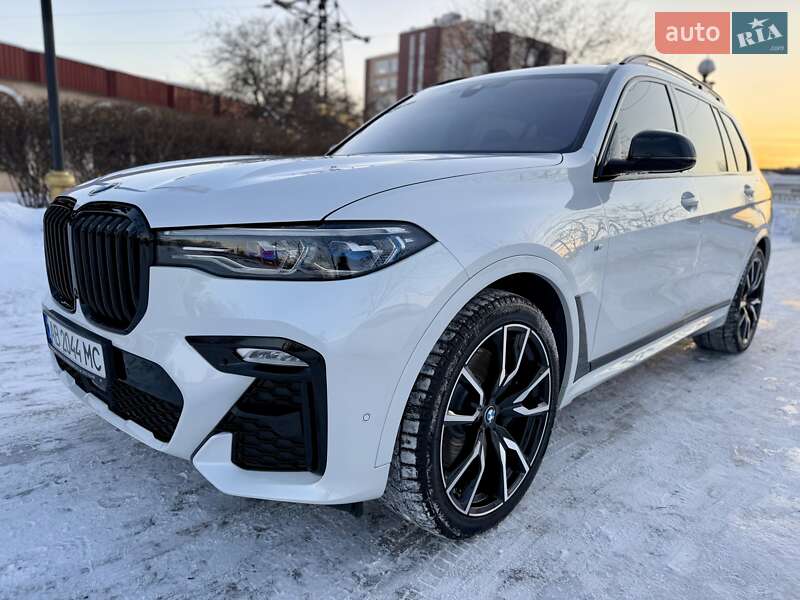 Позашляховик / Кросовер BMW X7 2022 в Києві фото 26 Позашляховик / Кросовер BMW X7 2022 в Києві