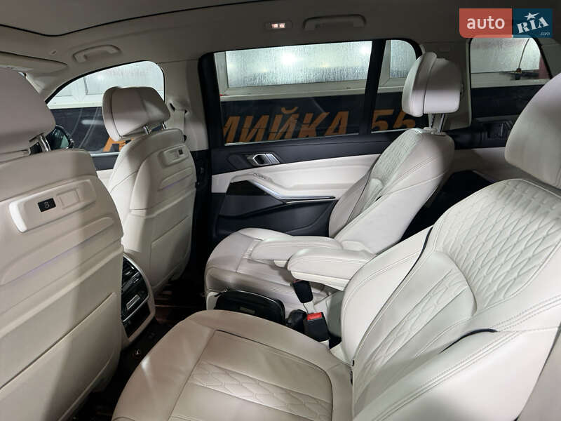 Внедорожник / Кроссовер BMW X7 2019 в Львове