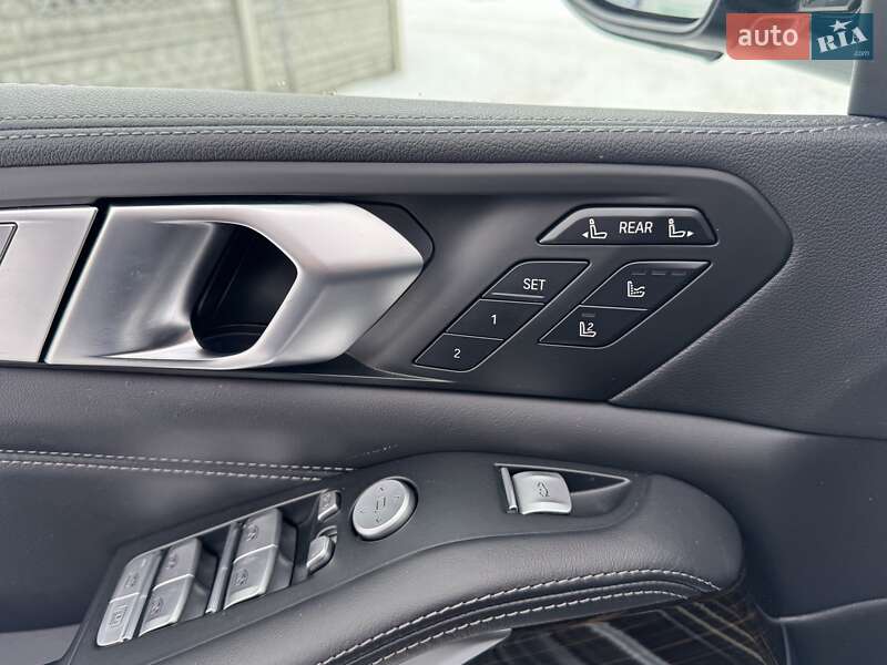 Позашляховик / Кросовер BMW X7 2019 в Тернополі фото 64 Позашляховик / Кросовер BMW X7 2019 в Тернополі