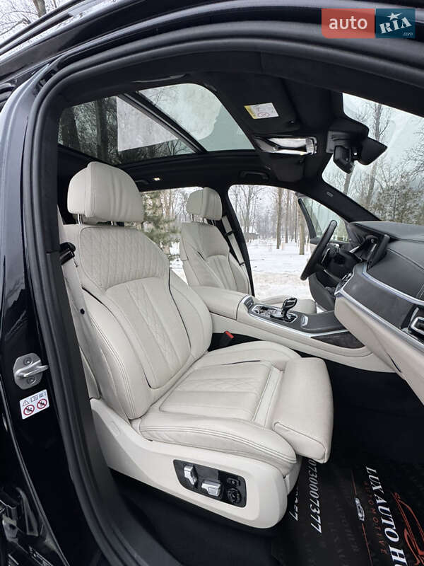 Внедорожник / Кроссовер BMW X7 2020 в Киеве
