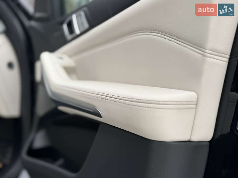 Внедорожник / Кроссовер BMW X7 2020 в Киеве