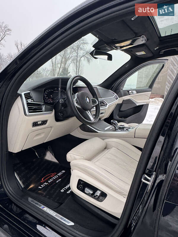 Внедорожник / Кроссовер BMW X7 2020 в Киеве