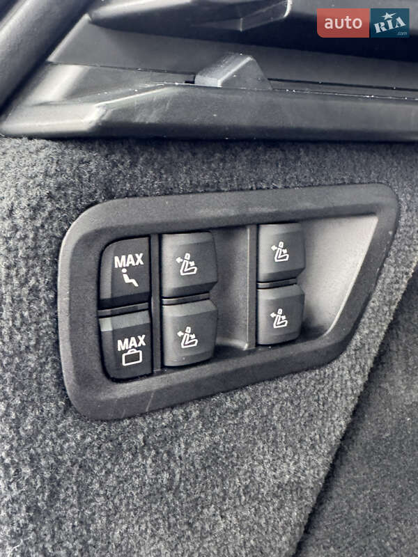 Внедорожник / Кроссовер BMW X7 2020 в Киеве