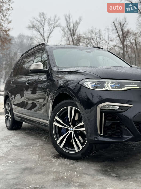 Внедорожник / Кроссовер BMW X7 2020 в Киеве