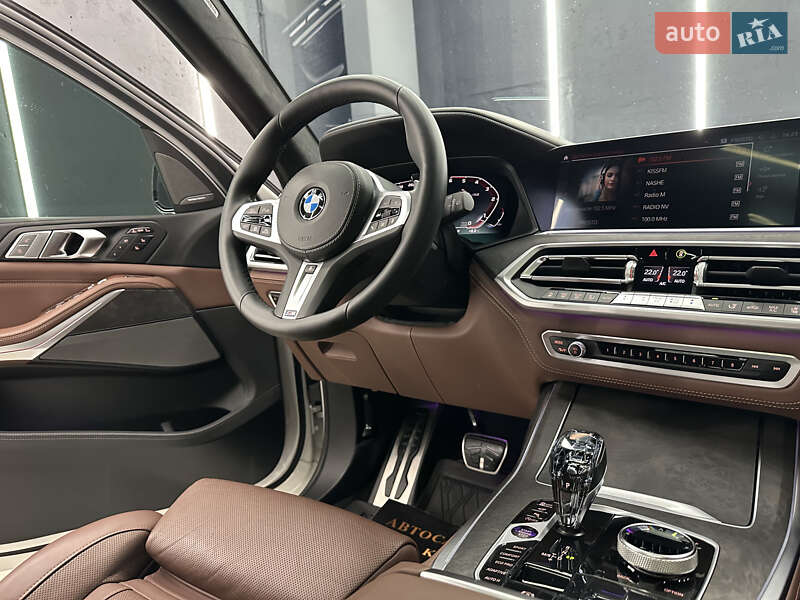 Позашляховик / Кросовер BMW X7 2022 в Києві
