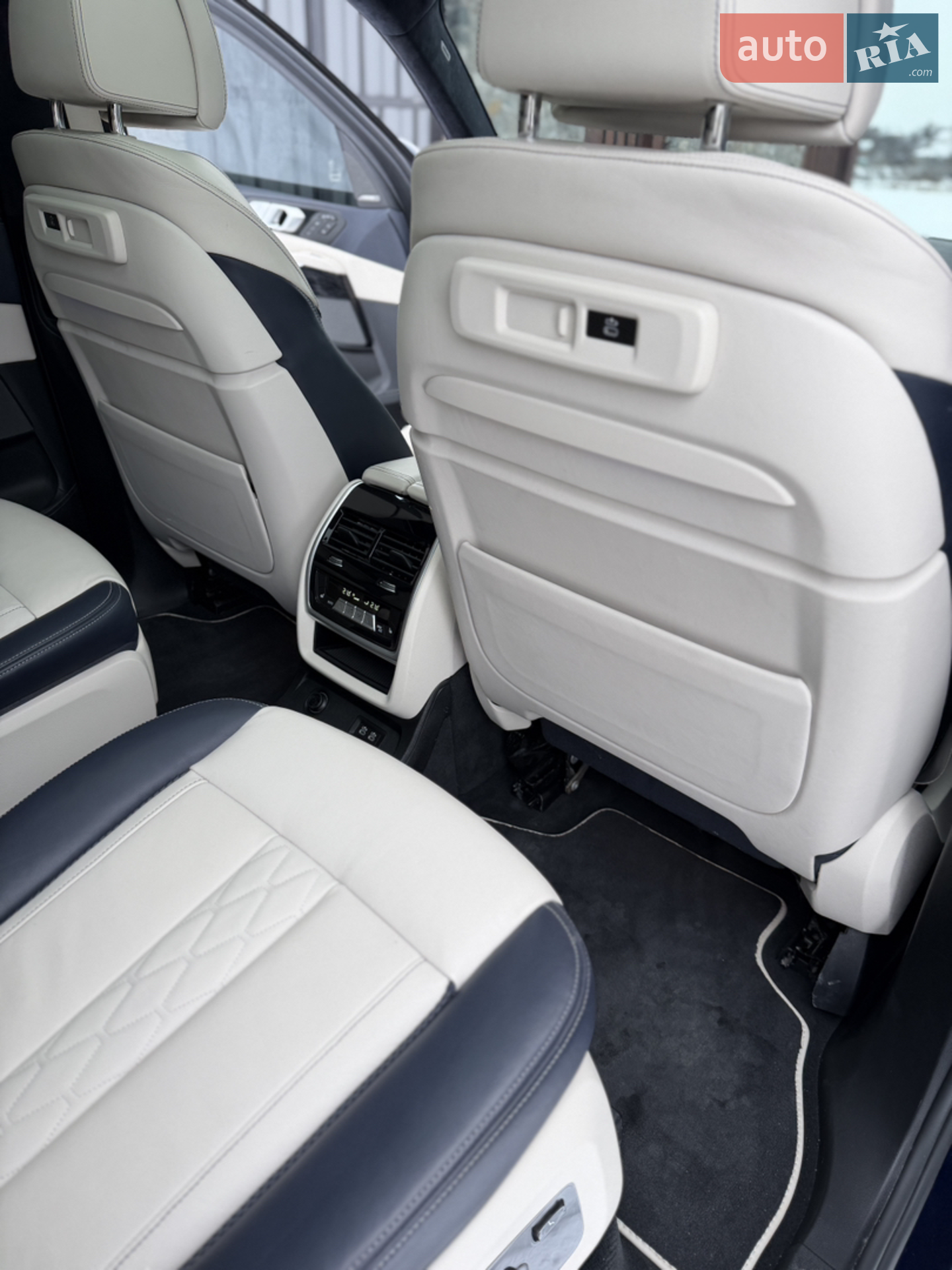 2020 BMW X7 - мініатюра 39