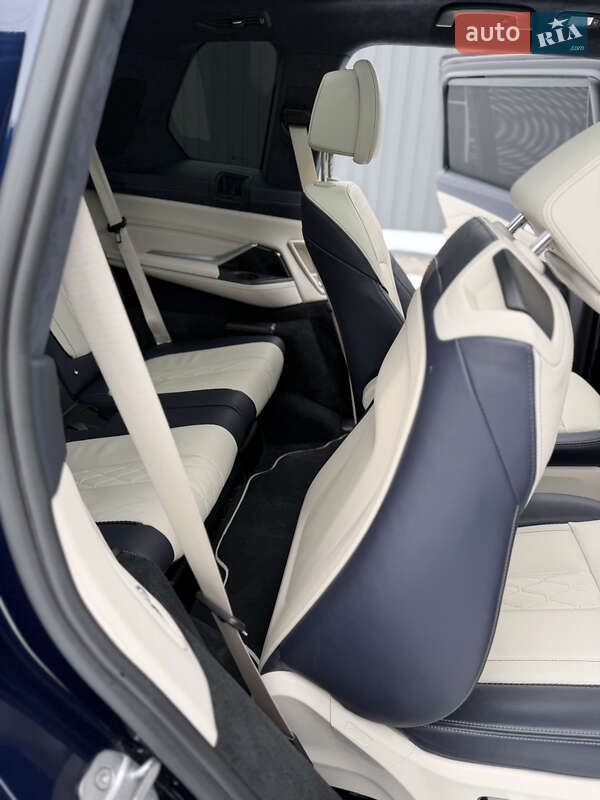 Внедорожник / Кроссовер BMW X7 2020 в Киеве