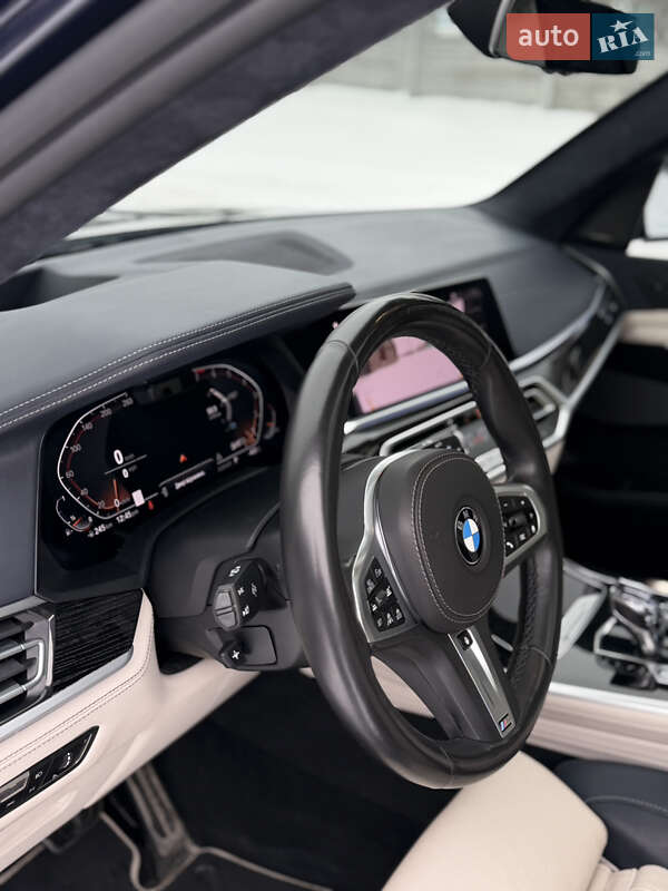 Внедорожник / Кроссовер BMW X7 2020 в Киеве