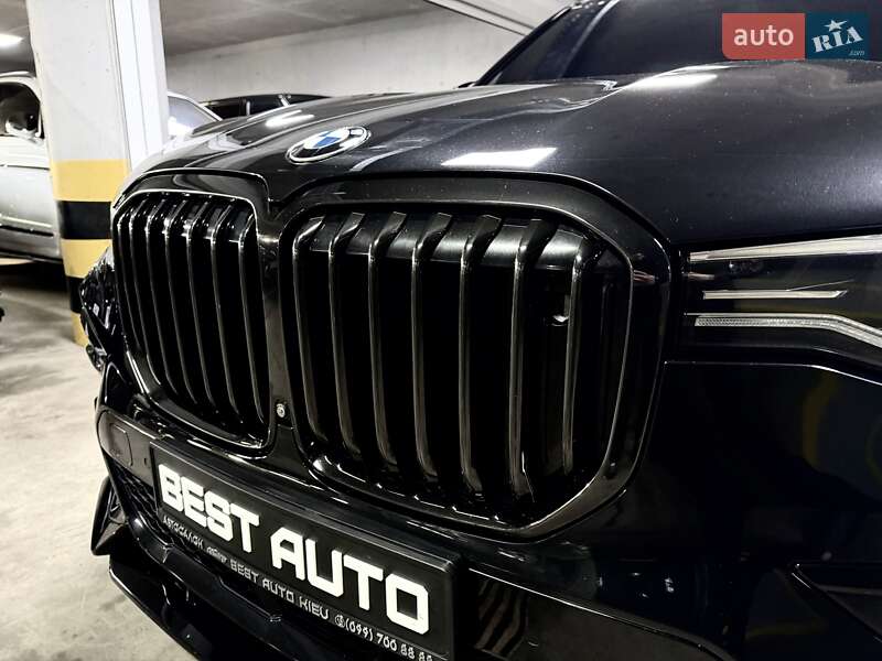 Внедорожник / Кроссовер BMW X7 2022 в Киеве