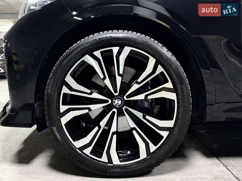 Внедорожник / Кроссовер BMW X7 2022 в Киеве