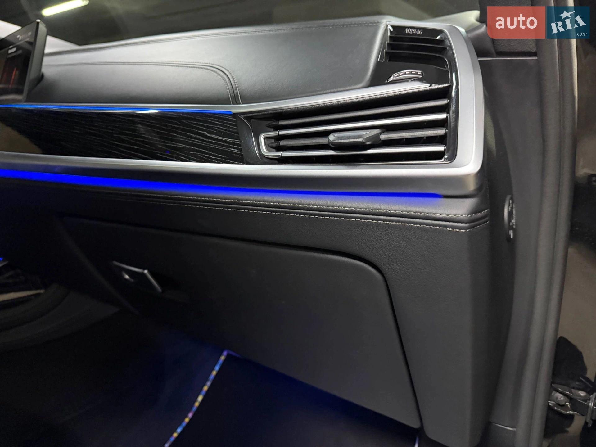 2022 BMW X7 - мініатюра 116