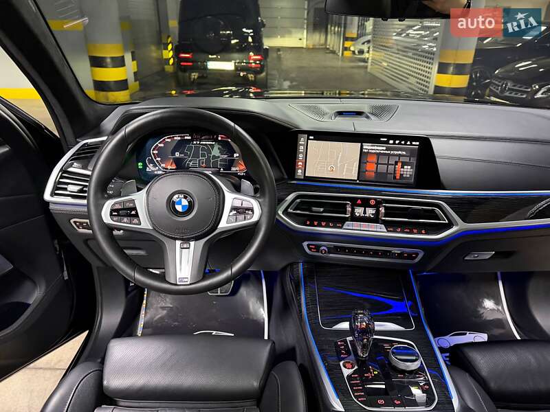 Внедорожник / Кроссовер BMW X7 2022 в Киеве