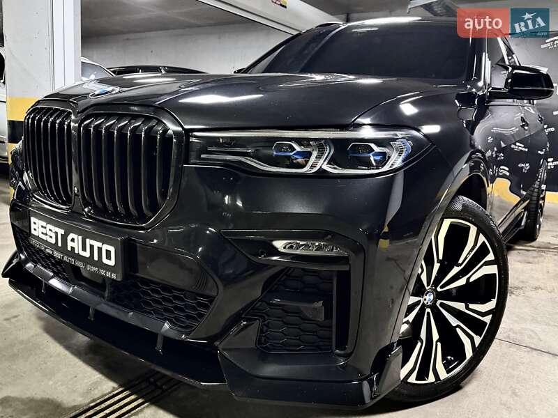 Внедорожник / Кроссовер BMW X7 2022 в Киеве