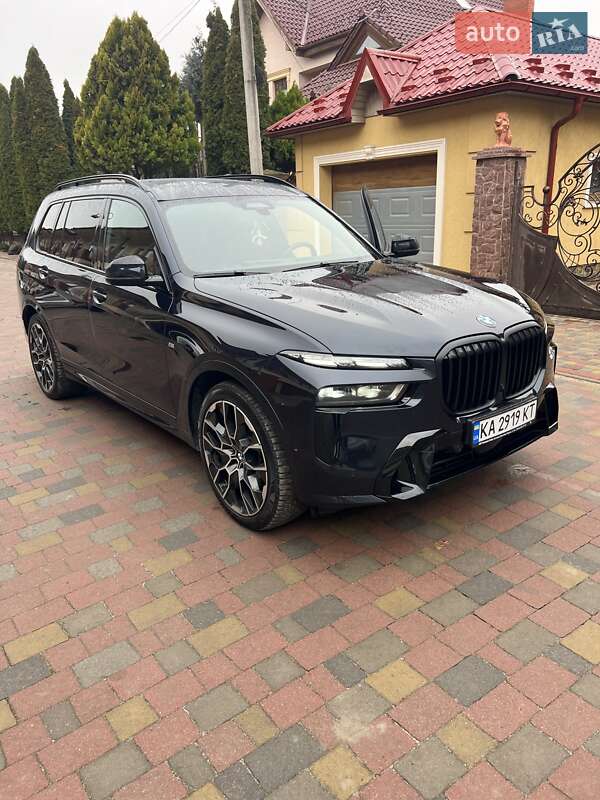 Внедорожник / Кроссовер BMW X7 2023 в Ужгороде