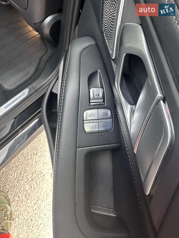 Внедорожник / Кроссовер BMW X7 2020 в Одессе