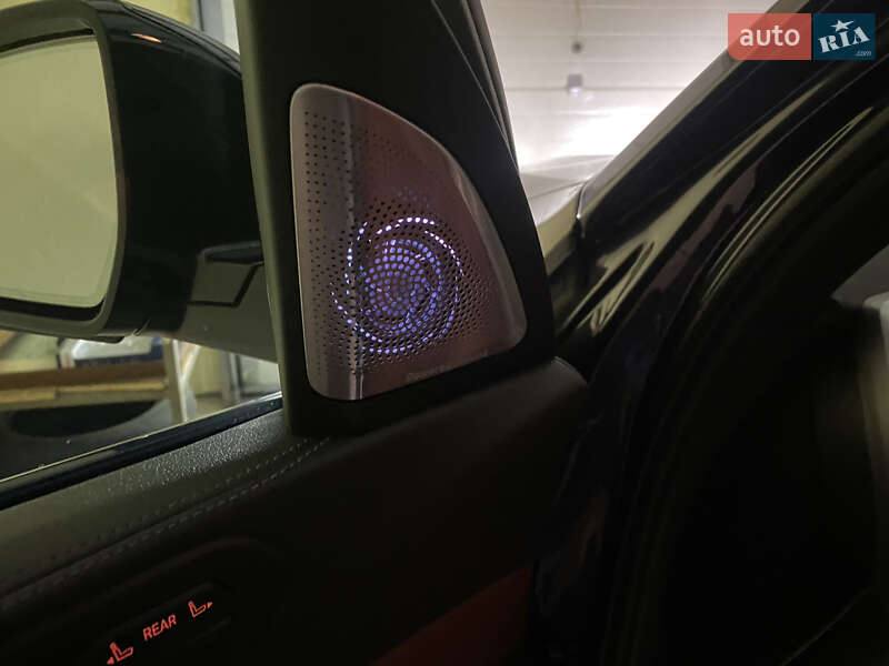 Внедорожник / Кроссовер BMW X7 2019 в Днепре