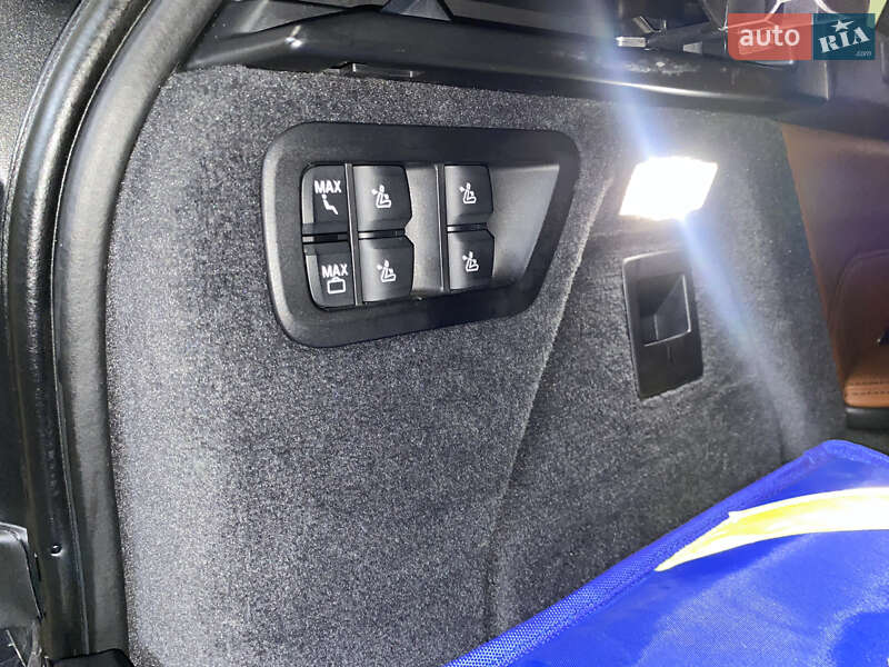 Внедорожник / Кроссовер BMW X7 2019 в Днепре