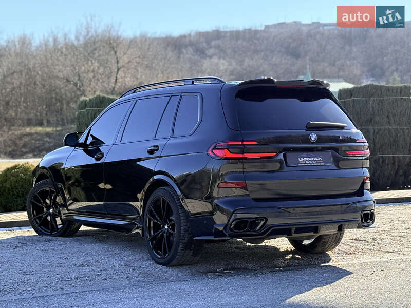 Позашляховик / Кросовер BMW X7 2023 в Дніпрі