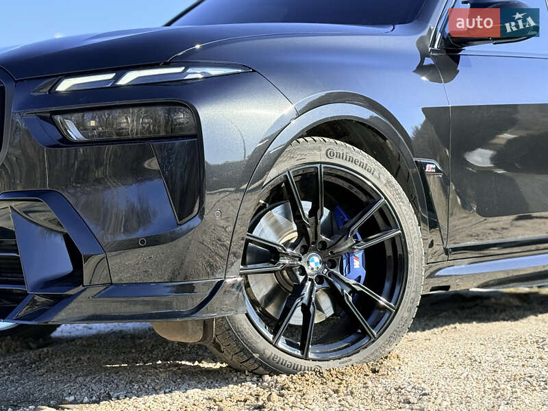 Позашляховик / Кросовер BMW X7 2023 в Дніпрі