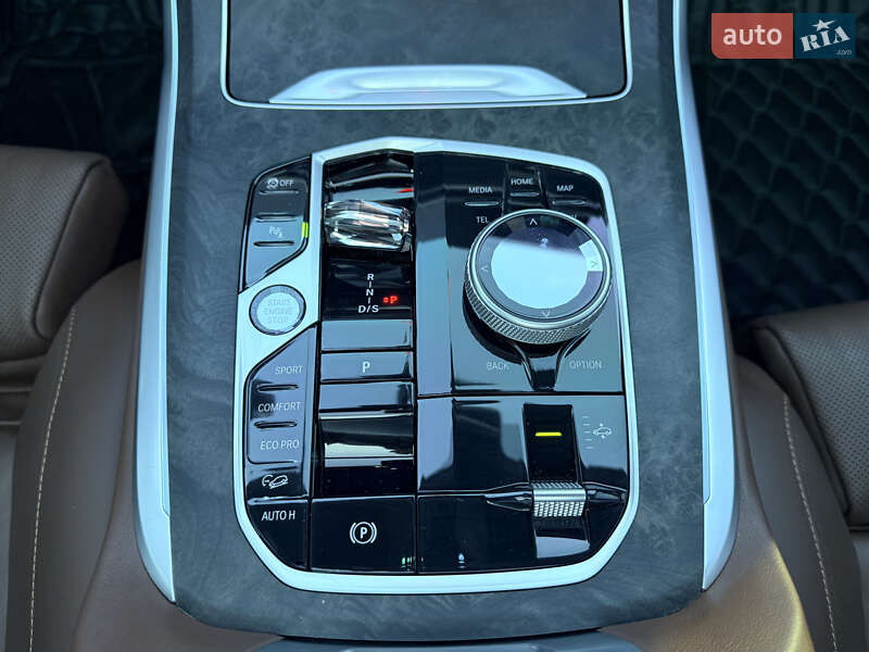 Позашляховик / Кросовер BMW X7 2023 в Дніпрі