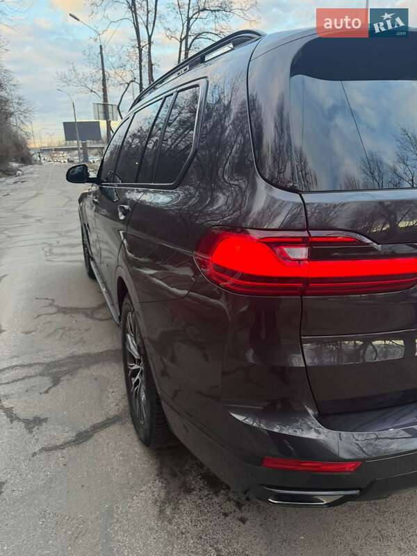 Позашляховик / Кросовер BMW X7 2020 в Києві