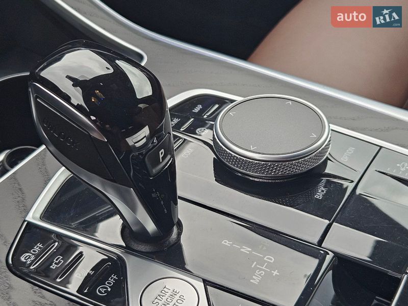 Внедорожник / Кроссовер BMW X7 2022 в Киеве