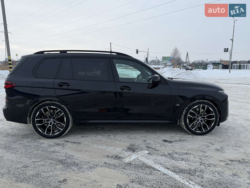 Внедорожник / Кроссовер BMW X7 2024 в Луцке