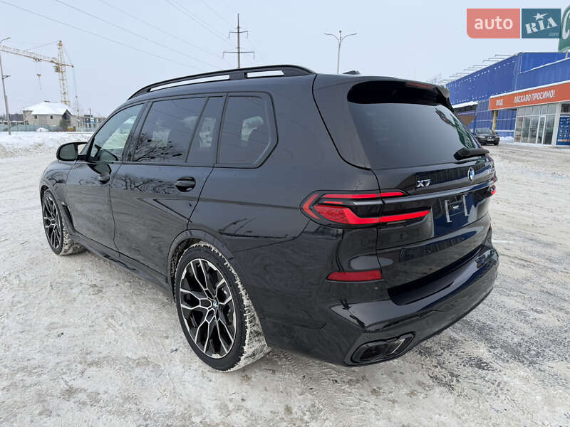 Внедорожник / Кроссовер BMW X7 2024 в Луцке