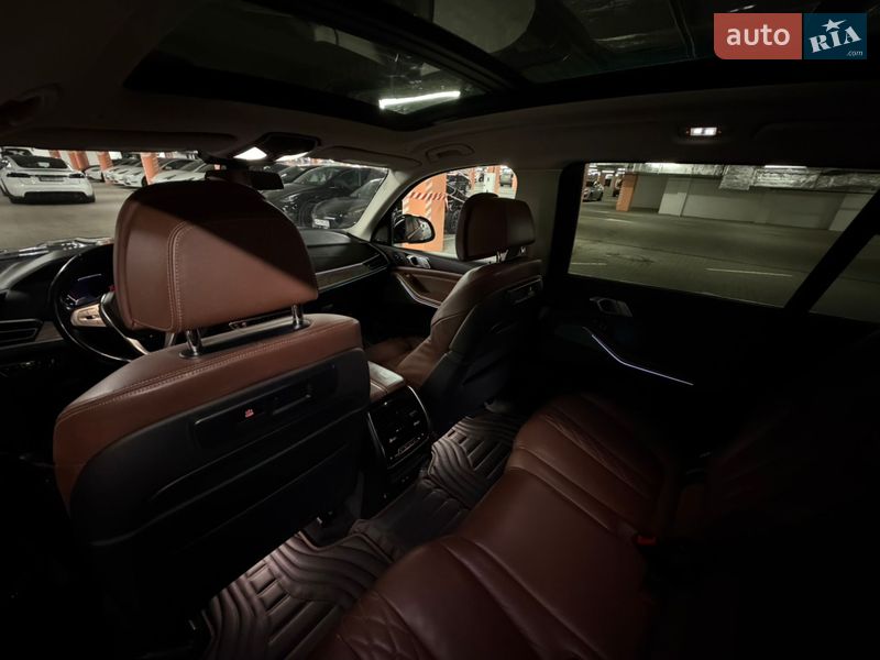 Внедорожник / Кроссовер BMW X7 2019 в Киеве