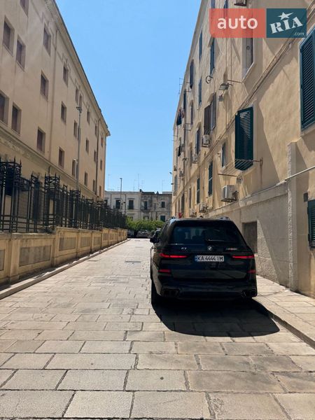 Позашляховик / Кросовер BMW X7 2024 в Києві